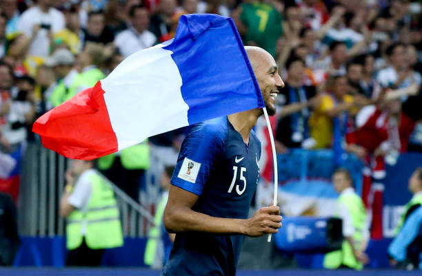 赛都至关重 赛都至关重