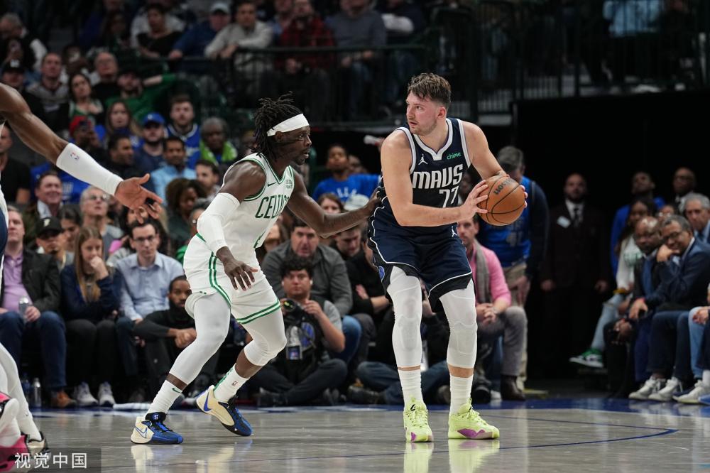 这不禁让人 这不禁让人