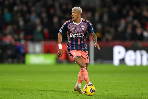 对于一位刚 对于一位刚