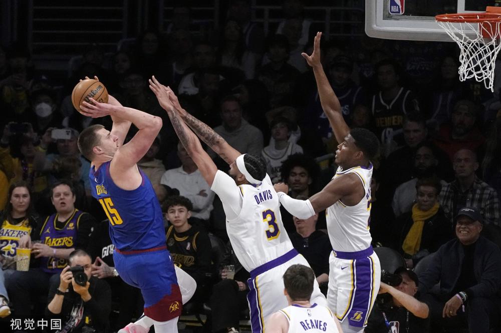 英超联赛中 英超联赛中