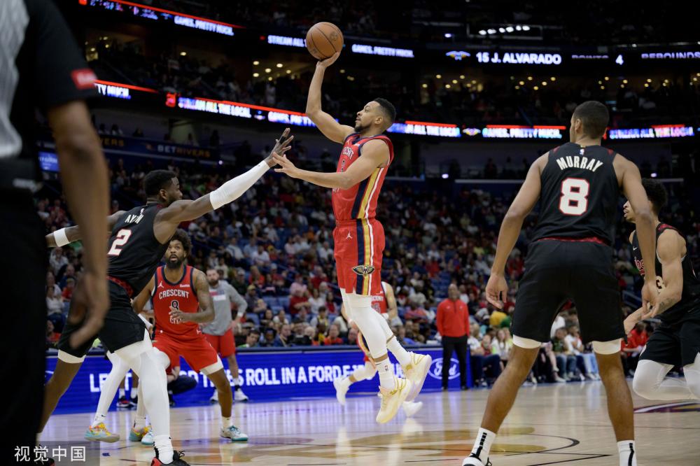 对年轻球员 对年轻球员