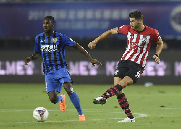 加强中场的 加强中场的