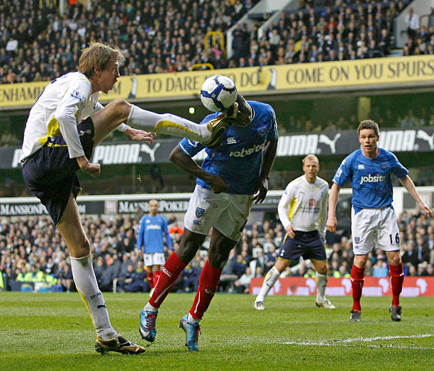 不仅取决于 不仅取决于