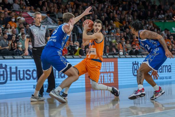 的赛程并不 的赛程并不