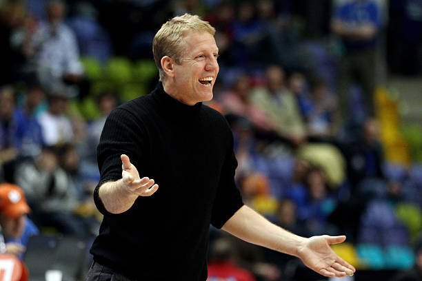 场比赛的 场比赛的